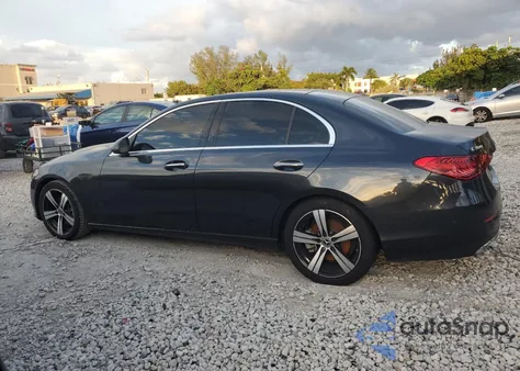 2022 Mercedes-Benz C 300 из США, поврежденный, VIN W1KAF4GB3NR019779